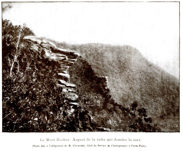 PopokvIl et le Mont Bockor, Revue Indochinoise, 1919. Coll. Kamboo 026