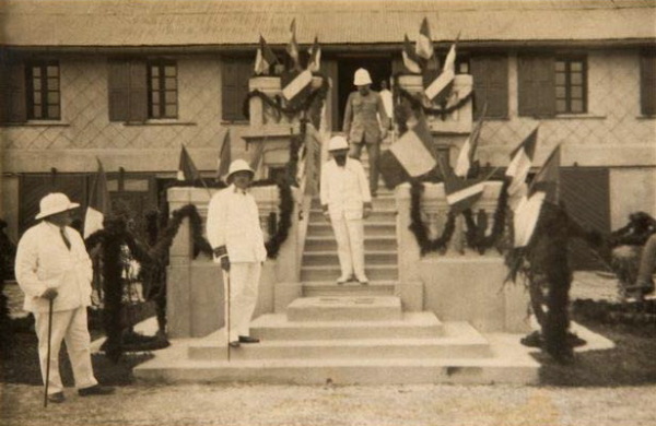 Villa du Résident - Album Varenne 1925 - Valease 002